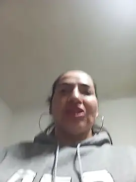 Snapshot of MaryRoze_ chatting on April 28, 2026, 3:00 am MaryRoze online show from April 28, 2026, 3:00 am