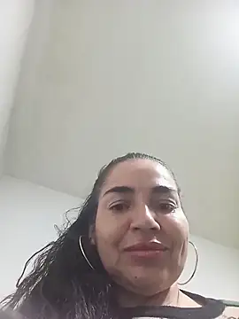 MaryRoze  online show from April 5, 2026, 1:01 am