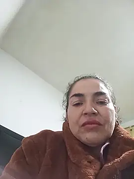 Snapshot of MaryRoze_ chatting on May 6, 2026, 12:47 am MaryRoze online show from May 6, 2026, 12:47 am