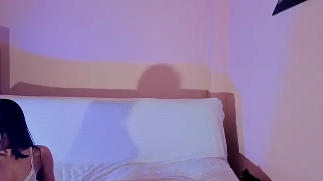 Snapshot of MelissaLuxx chatting on November 8, 2025, 11:03 am MelissaLuxx online show from November 8, 2025, 11:03 am