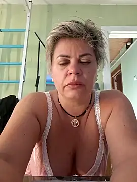 Snapshot of MilkySky chatting on April 27, 2026, 7:39 am MilkySky online show from April 27, 2026, 7:39 am