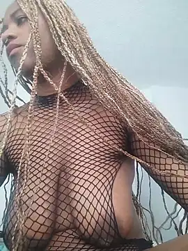 EvonyFoxxx online show from January 18, 2026, 7:28 pm