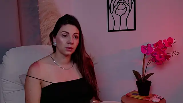 SeleneNova online show from April 2, 2026, 4:13 pm