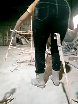 Snapshot of Drizzle-Rian chatting on April 14, 2026, 1:21 am Drizzle-Rian online show from April 14, 2026, 1:21 am