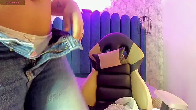 Frrreyaa online show from December 15, 2025, 6:36 pm