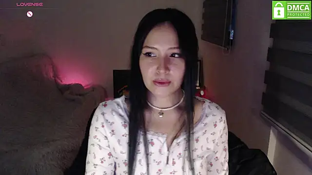 Snapshot of just_meko chatting on May 5, 2026, 1:19 am just meko online show from May 5, 2026, 1:19 am