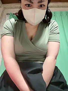 Snapshot of miu___mf chatting on January 7, 2026, 2:33 pm miu mf online show from January 7, 2026, 2:33 pm