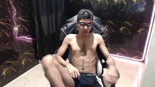 Snapshot of jhon_sex18 chatting on November 10, 2025, 11:54 pm jhon sex18 online show from November 10, 2025, 11:54 pm