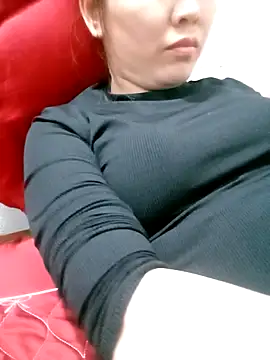 Snapshot of Elina_99 chatting on March 24, 2026, 2:44 am Elina 99 online show from March 24, 2026, 2:44 am