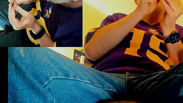 Snapshot of sexxme214 chatting on November 5, 2025, 8:45 pm sexxme214 online show from November 5, 2025, 8:45 pm