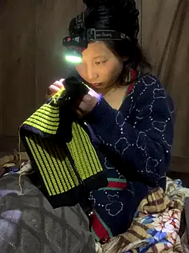 Snapshot of bi-bo123 chatting on December 5, 2025, 1:43 pm bi-bo123 online show from December 5, 2025, 1:43 pm