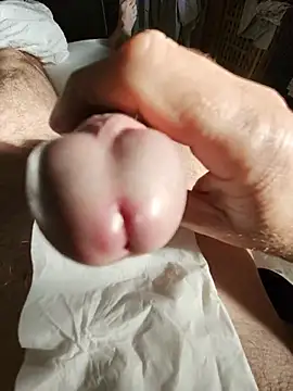 Snapshot of cum_daily1 chatting on August 3, 2026, 6:21 am cum daily1 online show from August 3, 2026, 6:21 am