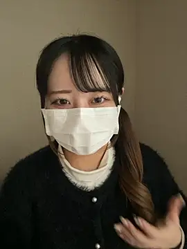 Snapshot of emiri_da_nyan chatting on November 27, 2025, 6:14 am emiri da nyan online show from November 27, 2025, 6:14 am