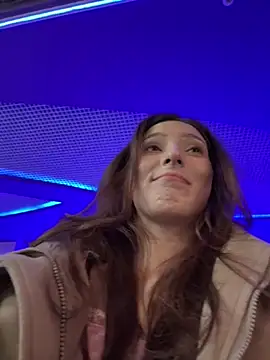 LilluKatten online show from February 13, 2026, 11:54 am