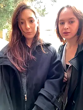 LilluKatten online show from November 15, 2025, 7:45 am