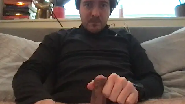 dutchpieter95 online show from February 24, 2026, 1:01 pm