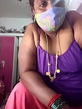 suganthi143 online show from November 29, 2025, 5:18 am