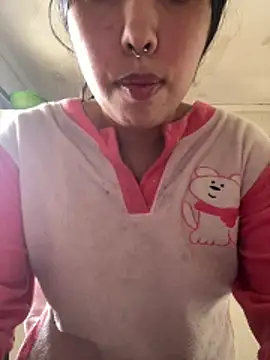 Snapshot of gatitaamelosa chatting on May 23, 2026, 5:45 pm gatitaamelosa online show from May 23, 2026, 5:45 pm