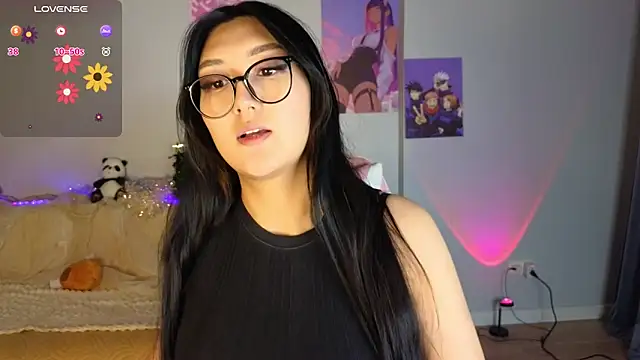 Snapshot of Yunamini chatting on December 18, 2025, 1:59 pm Yunamini online show from December 18, 2025, 1:59 pm