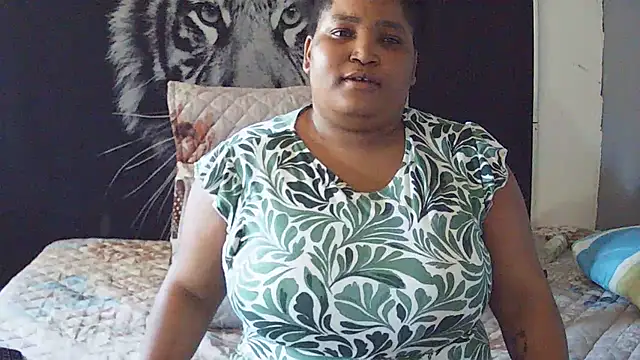 MassiveBoobsxxxx online show from February 7, 2026, 11:51 am