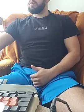 strongcoffee10 online show from October 31, 2025, 10:01 am