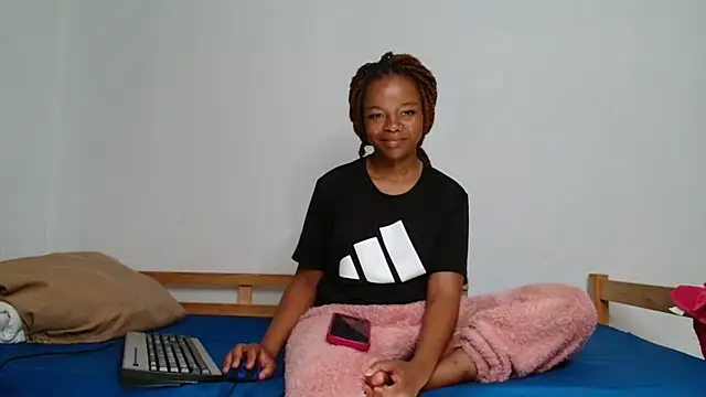 KinkyP6966 online show from November 26, 2025, 6:41 pm