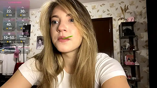 OrethaEredia online show from November 27, 2025, 4:18 pm