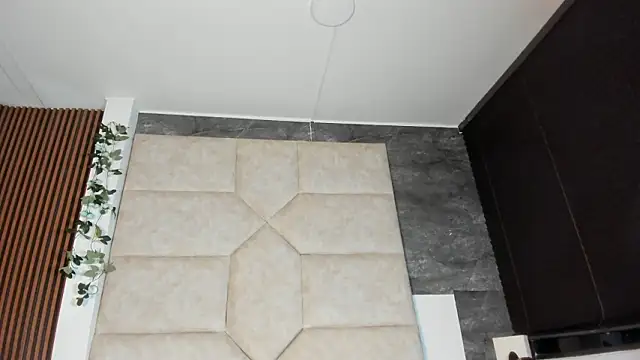 Liia Leens online show from February 20, 2026, 3:36 am