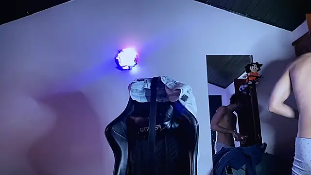 Snapshot of 3v1l chatting on November 15, 2025, 6:45 pm 3v1l online show from November 15, 2025, 6:45 pm