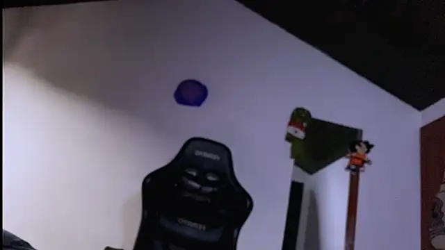 Snapshot of 3v1l chatting on December 17, 2025, 8:14 pm 3v1l online show from December 17, 2025, 8:14 pm