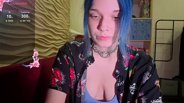 Snapshot of Marci_n chatting on November 3, 2025, 6:11 pm Marci n online show from November 3, 2025, 6:11 pm