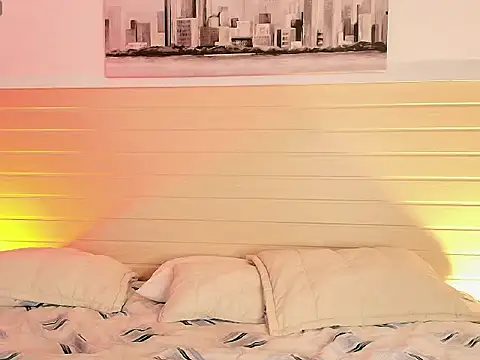 Snapshot of Madisonkay chatting on December 18, 2025, 7:07 pm Madisonkay online show from December 18, 2025, 7:07 pm