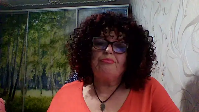 Snapshot of Milaniya606 chatting on May 14, 2026, 7:33 pm Milaniya606 online show from May 14, 2026, 7:33 pm