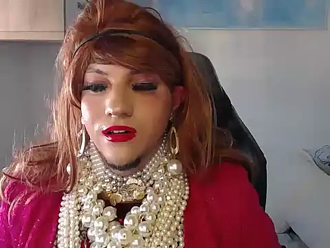 VanesaCrossic online show from October 3, 2025, 7:43 am