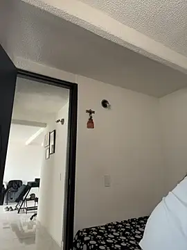 Saray lo online show from November 7, 2025, 3:16 pm