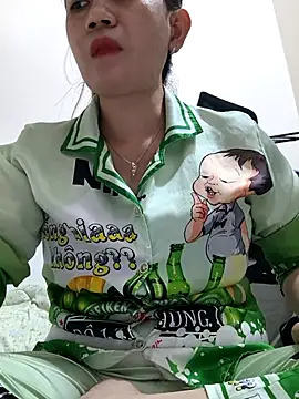 codaivensong online show from November 25, 2025, 4:02 am