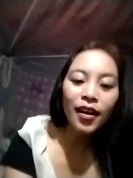 Snapshot of Alice-567 chatting on November 7, 2025, 11:19 pm Alice-567 online show from November 7, 2025, 11:19 pm