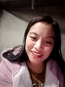 Snapshot of Alice-567 chatting on December 4, 2025, 8:02 am Alice-567 online show from December 4, 2025, 8:02 am