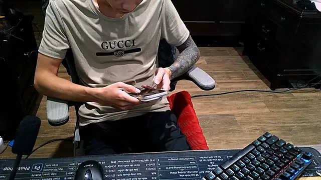 Snapshot of _lulu9999_ chatting on November 30, 2025, 3:02 pm lulu9999 online show from November 30, 2025, 3:02 pm