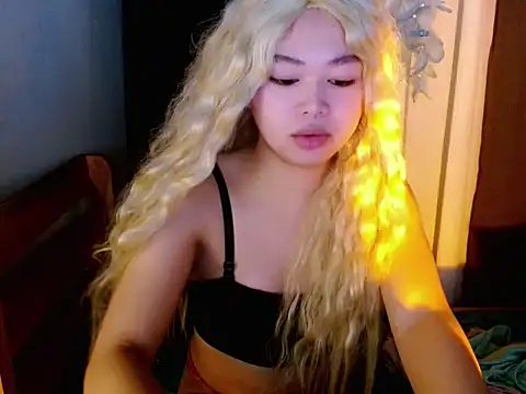 Snapshot of lustfullakim chatting on November 13, 2025, 9:30 pm lustfullakim online show from November 13, 2025, 9:30 pm