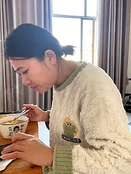 Snapshot of daaqnn chatting on November 21, 2025, 1:04 am daaqnn online show from November 21, 2025, 1:04 am