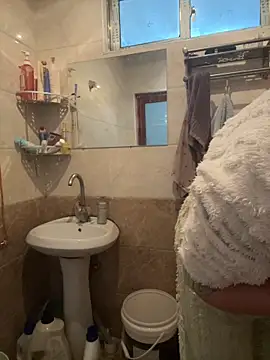 Snapshot of daaqnn chatting on November 26, 2025, 12:10 am daaqnn online show from November 26, 2025, 12:10 am