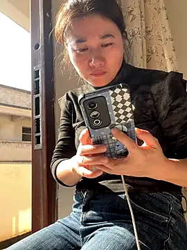 Snapshot of daaqnn chatting on November 15, 2025, 2:37 am daaqnn online show from November 15, 2025, 2:37 am