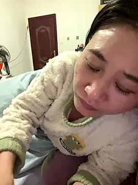 Snapshot of daaqnn chatting on November 13, 2025, 2:21 pm daaqnn online show from November 13, 2025, 2:21 pm