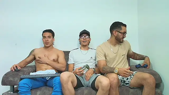 Snapshot of thebadboys05 chatting on January 9, 2026, 3:13 am thebadboys05 online show from January 9, 2026, 3:13 am