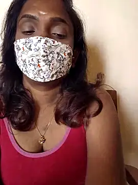 Snapshot of Queen-dhivya chatting on March 12, 2026, 7:23 am Queen-dhivya online show from March 12, 2026, 7:23 am