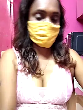 Snapshot of Queen-dhivya chatting on April 16, 2026, 5:25 pm Queen-dhivya online show from April 16, 2026, 5:25 pm