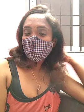 Queen-dhivya online show from February 3, 2026, 5:40 pm