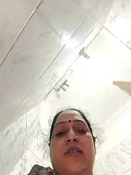 Hot-Sana2 online show from February 2, 2026, 4:44 am