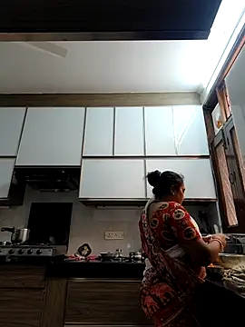 Snapshot of Hot-Sana2 chatting on March 9, 2026, 6:06 am Hot-Sana2 online show from March 9, 2026, 6:06 am